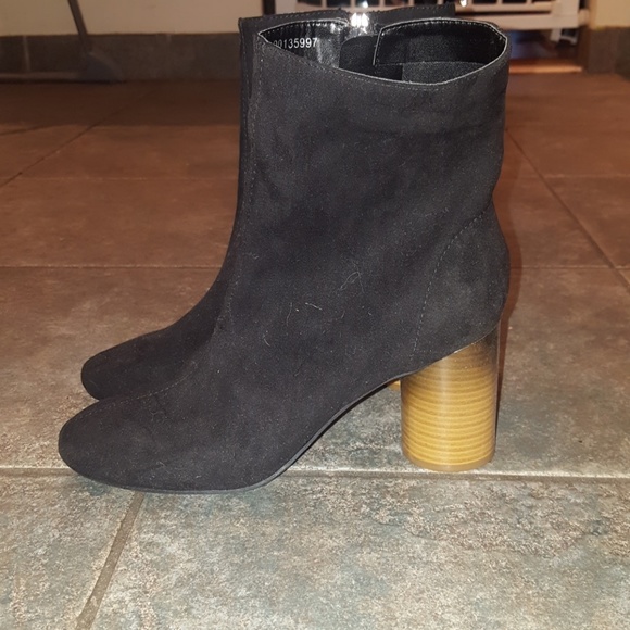 Suede block heel booties - Picture 4 of 4